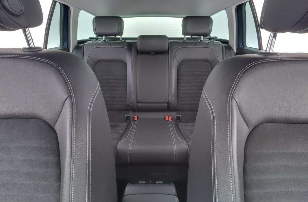 VOLKSWAGEN Passat 2020