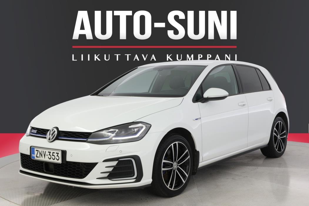 VOLKSWAGEN Golf 2020