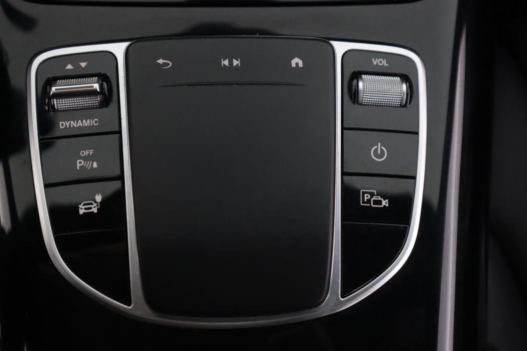 MERCEDES-BENZ EQC 2022