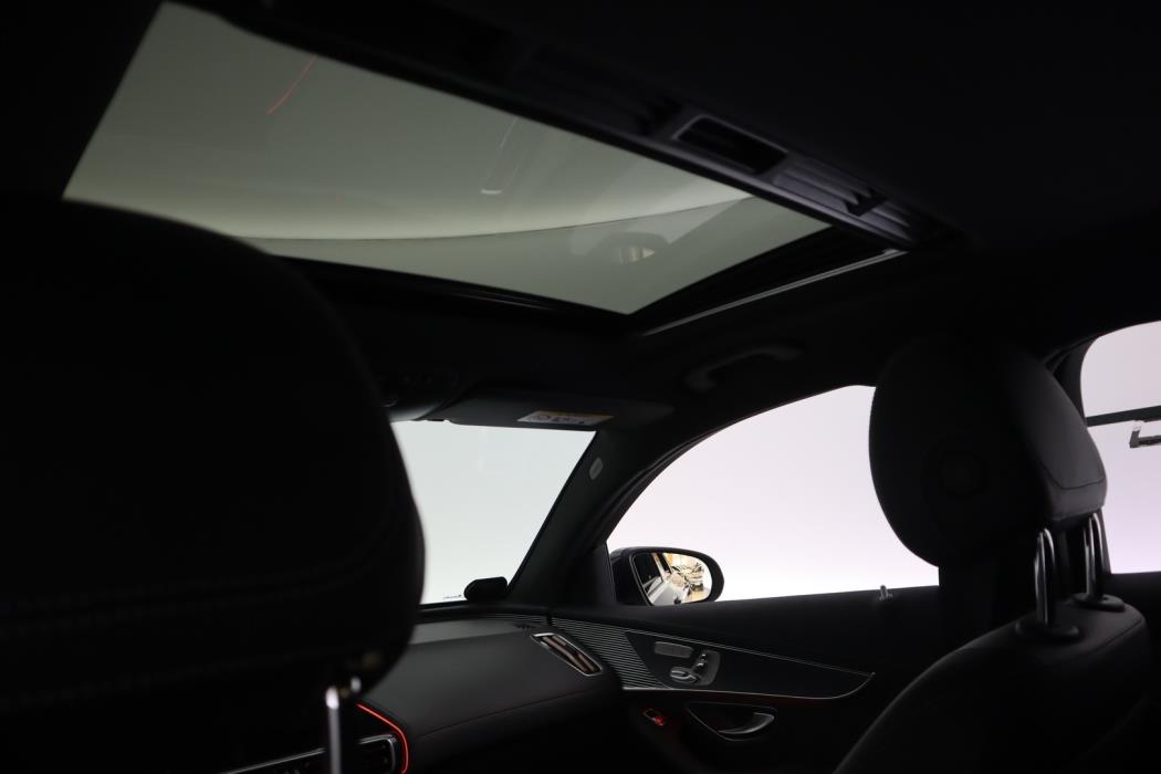 MERCEDES-BENZ EQC 2022