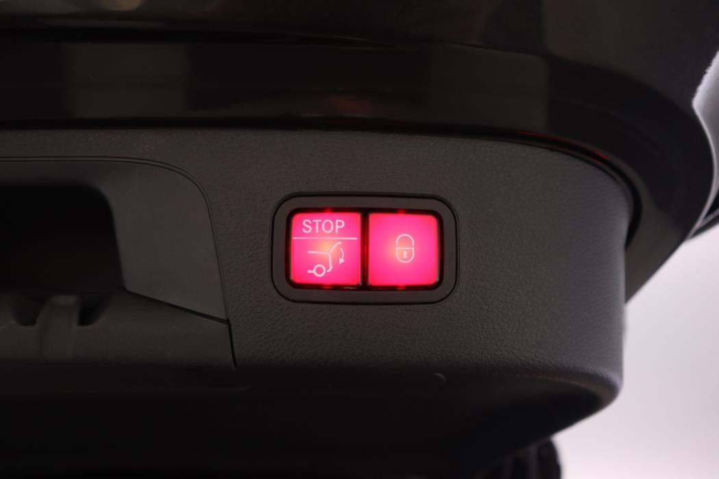 MERCEDES-BENZ EQC 2022