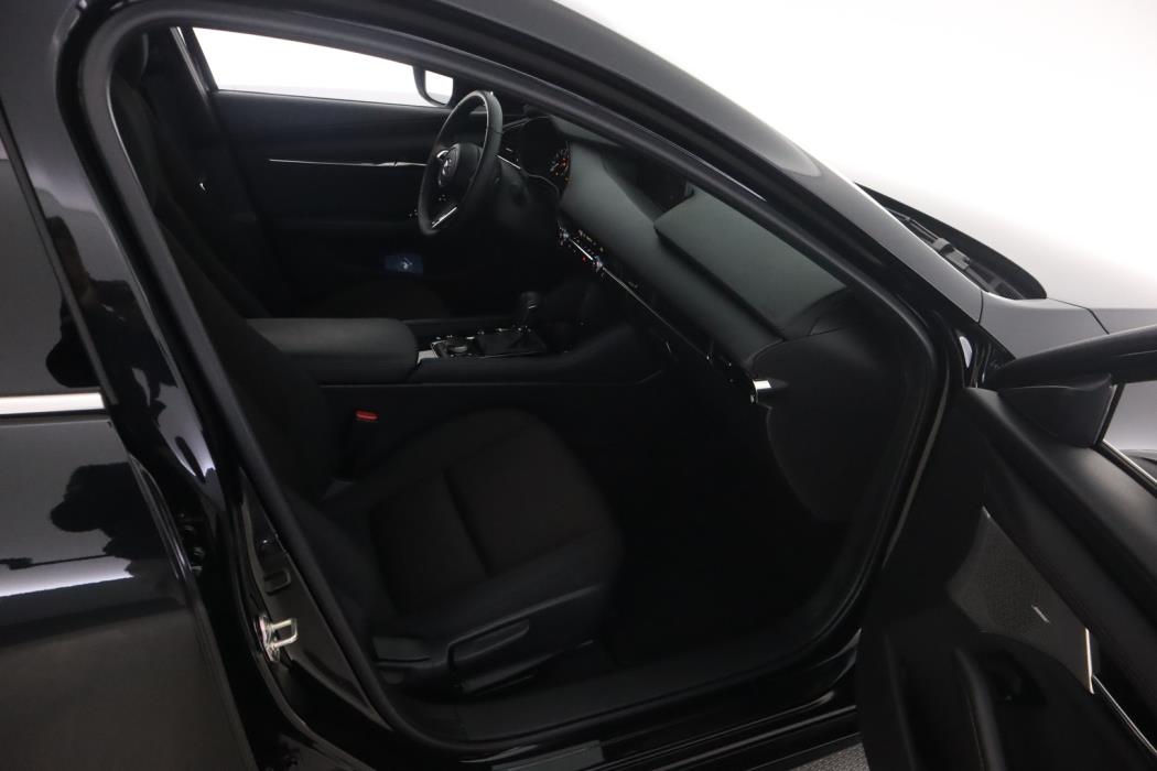 MAZDA 3 2026