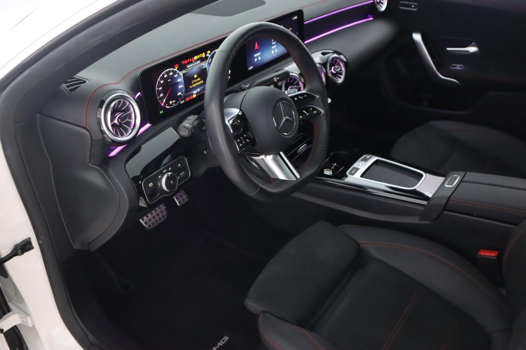 MERCEDES-BENZ CLA 2024