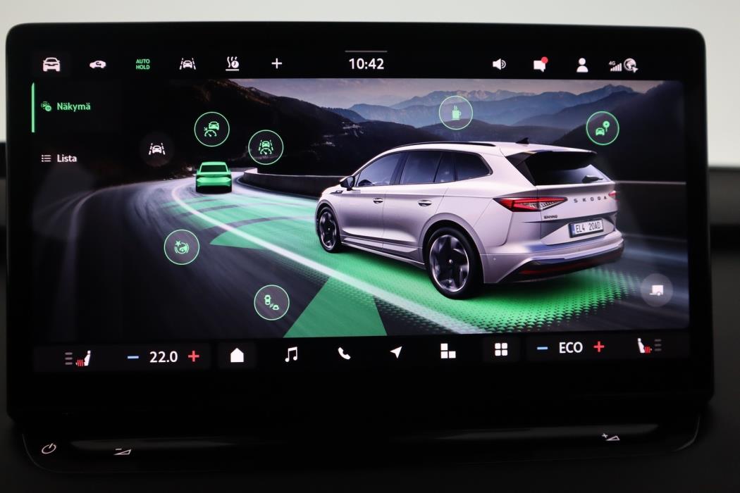 SKODA Enyaq 2025