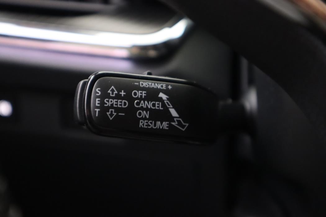 SKODA Enyaq 2024