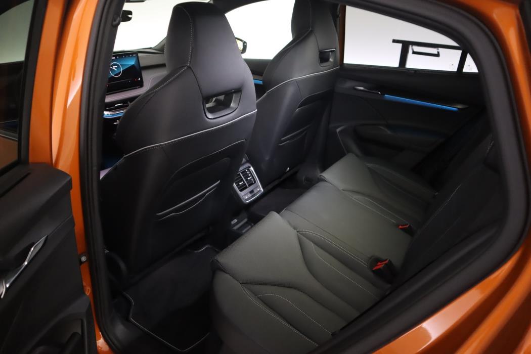 SKODA Enyaq 2024