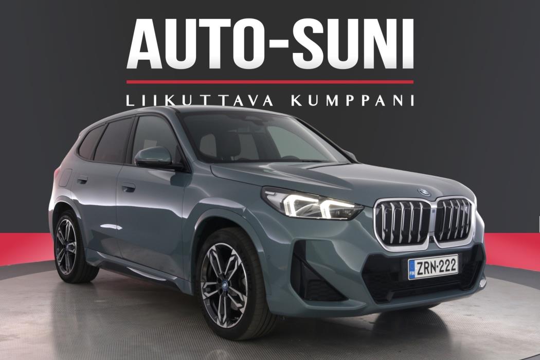 BMW iX1 2023