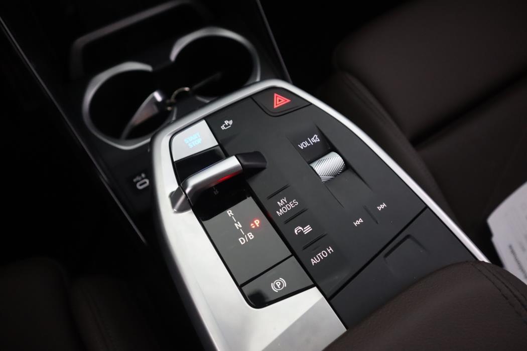 BMW iX1 2023