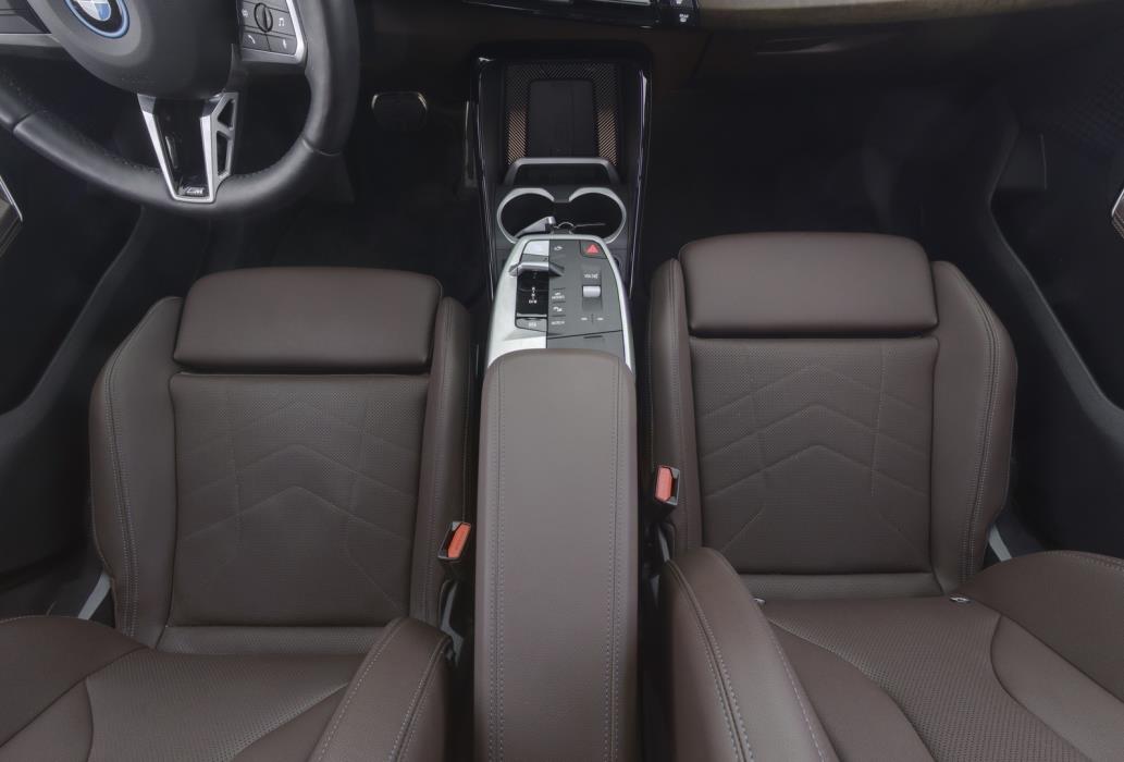 BMW iX1 2023