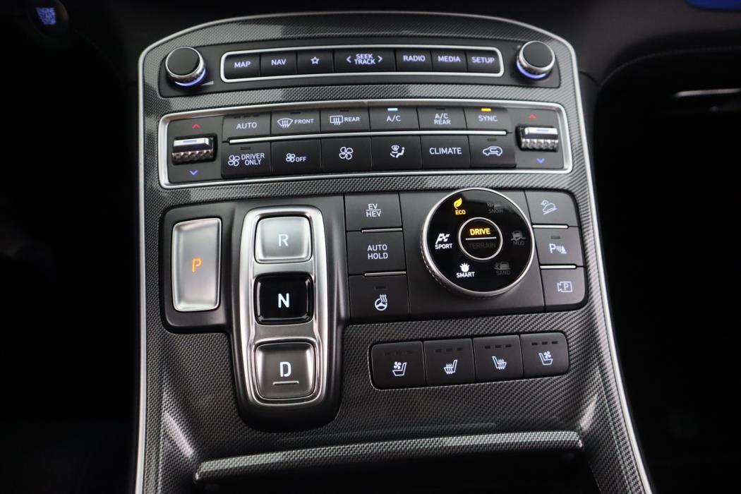 HYUNDAI Santa Fe 2021