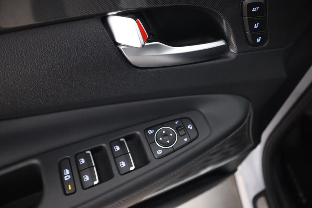 HYUNDAI Santa Fe 2021