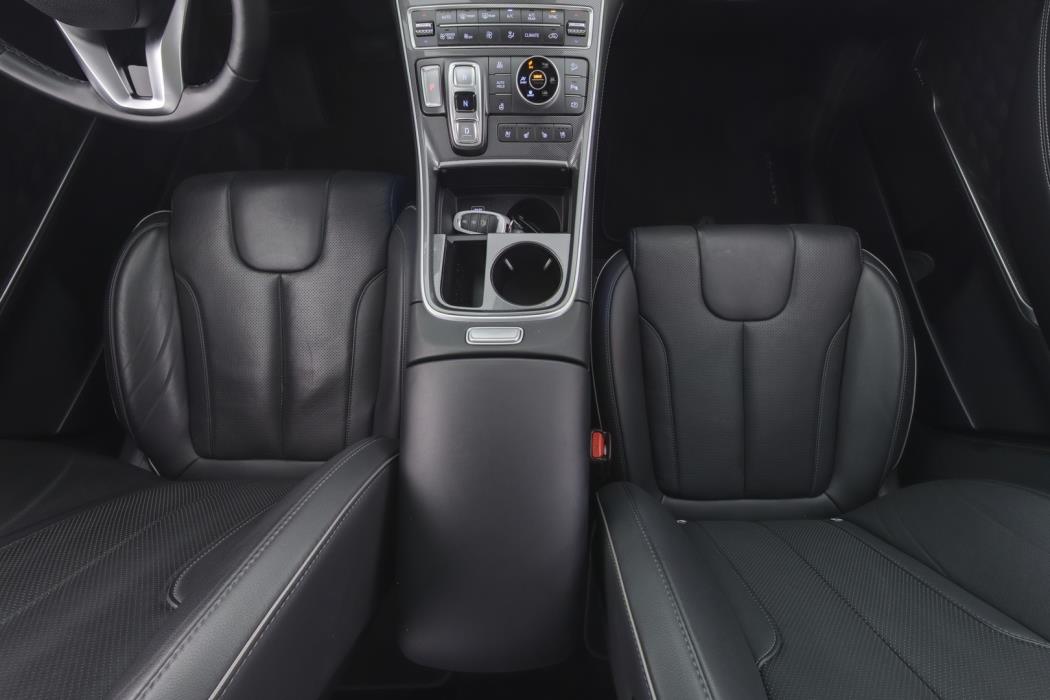 HYUNDAI Santa Fe 2021
