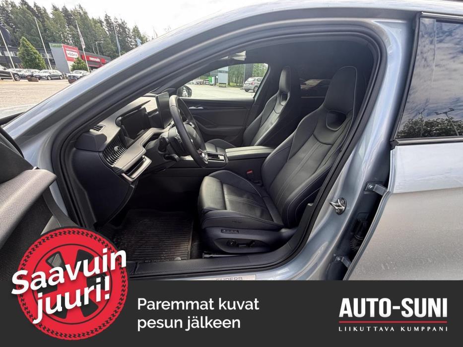 SKODA Superb 2025