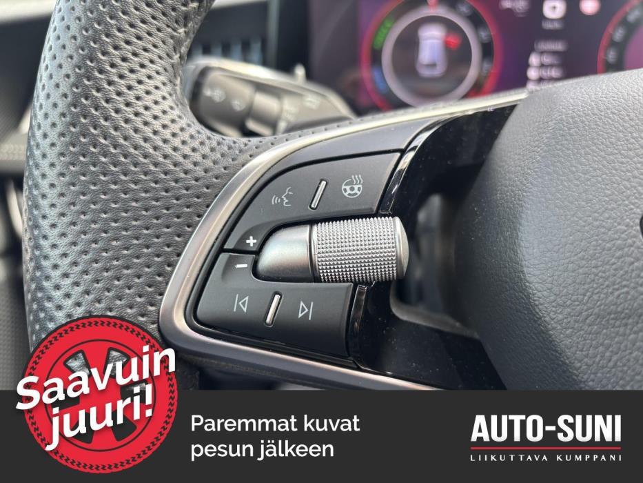 SKODA Superb 2025