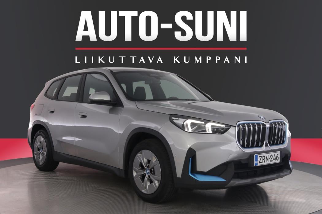BMW iX1 2023