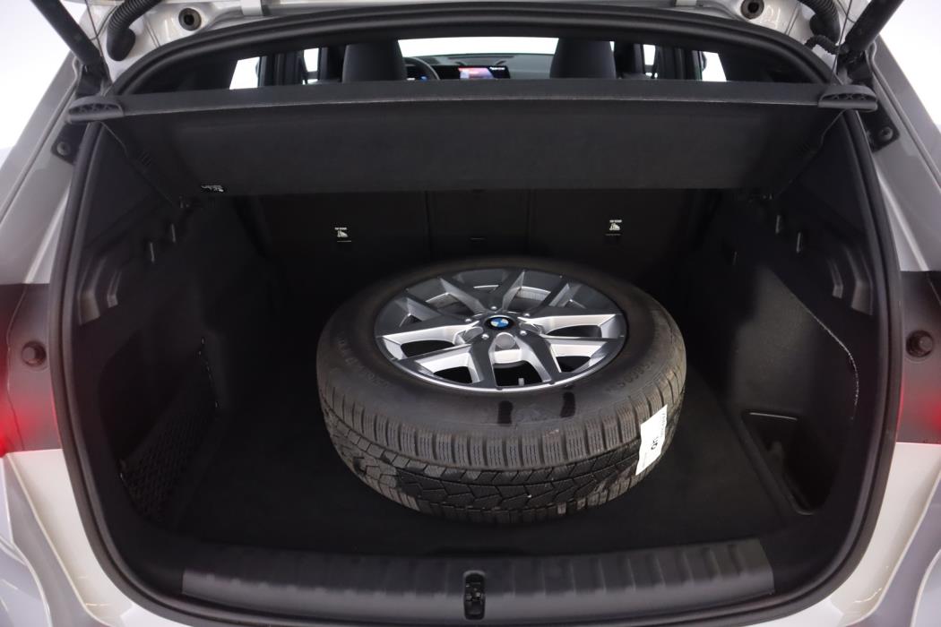 BMW iX1 2023