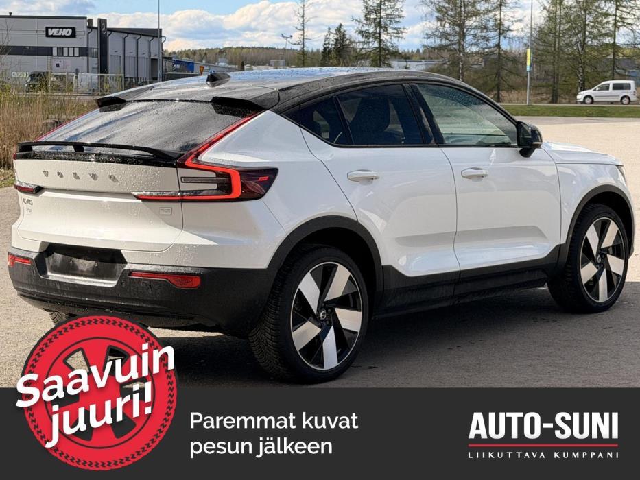 VOLVO C40 2022