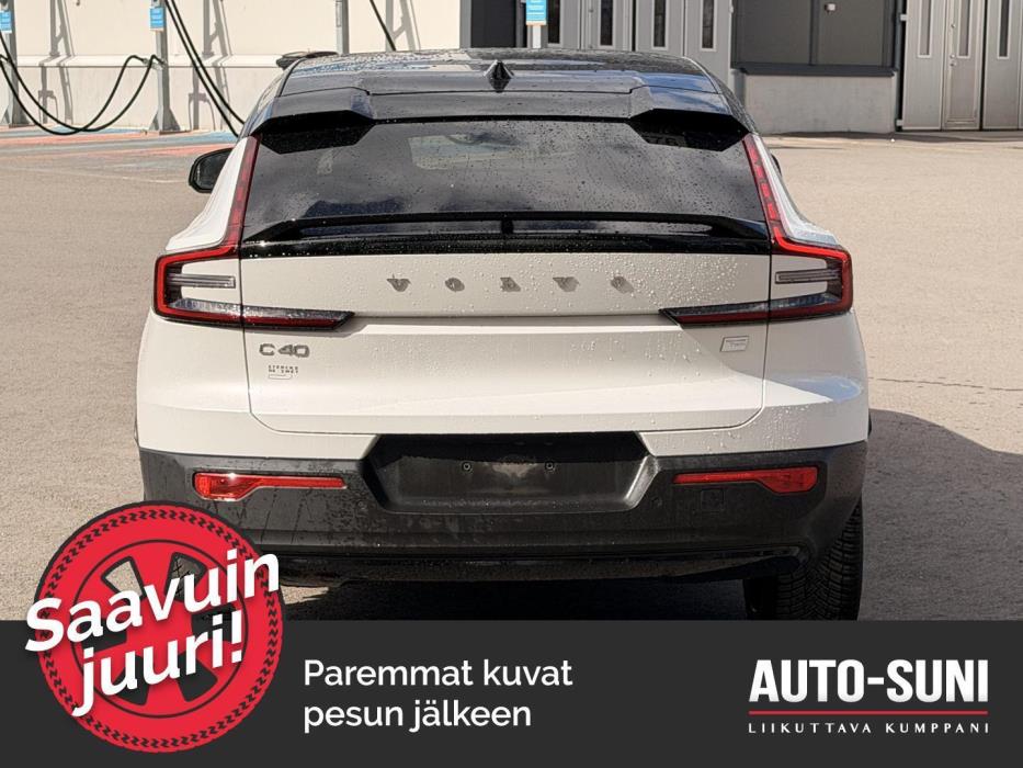 VOLVO C40 2022