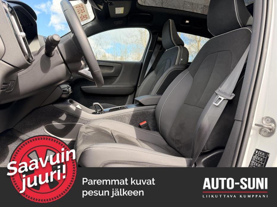 VOLVO C40 2022