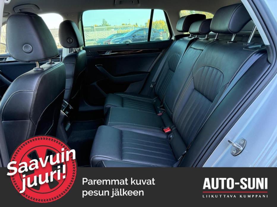 SKODA Superb 2023