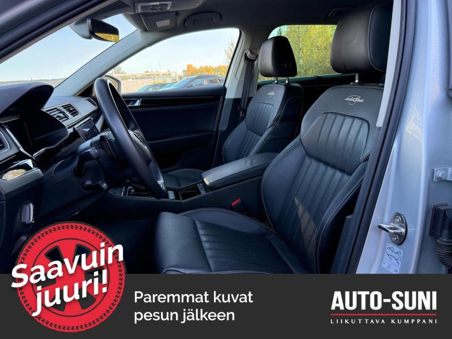 SKODA Superb 2023