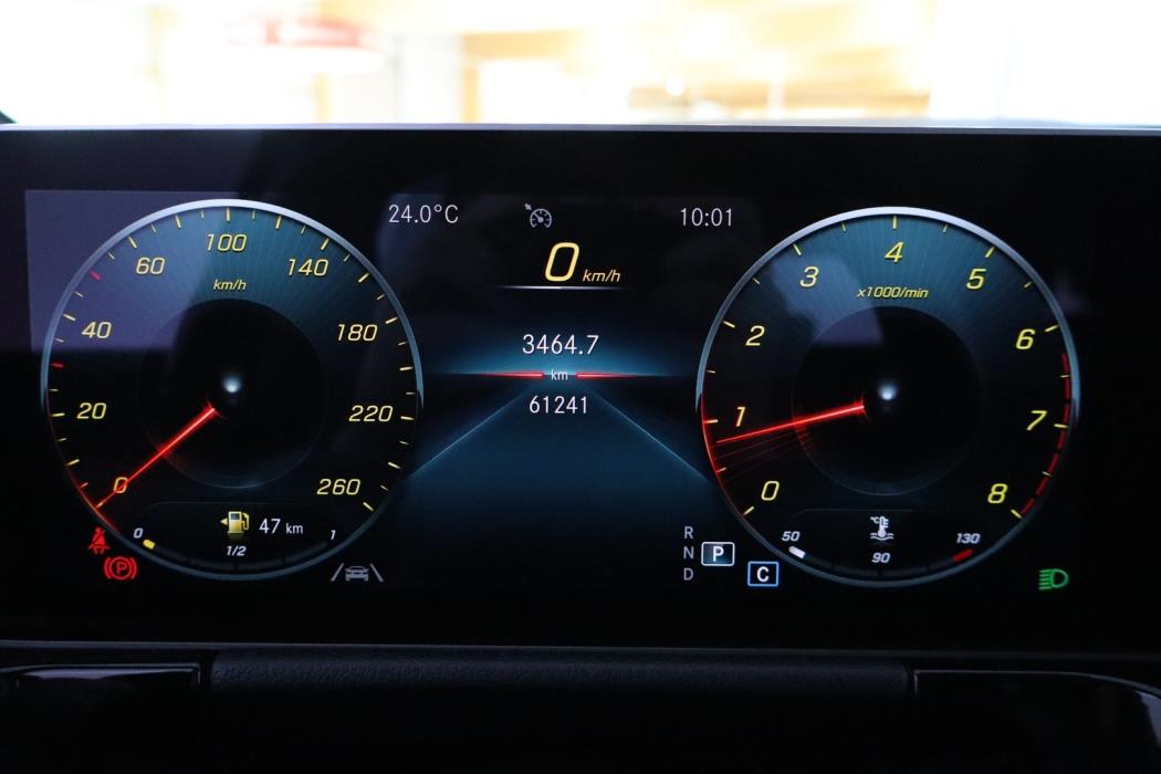 MERCEDES-BENZ B 2019