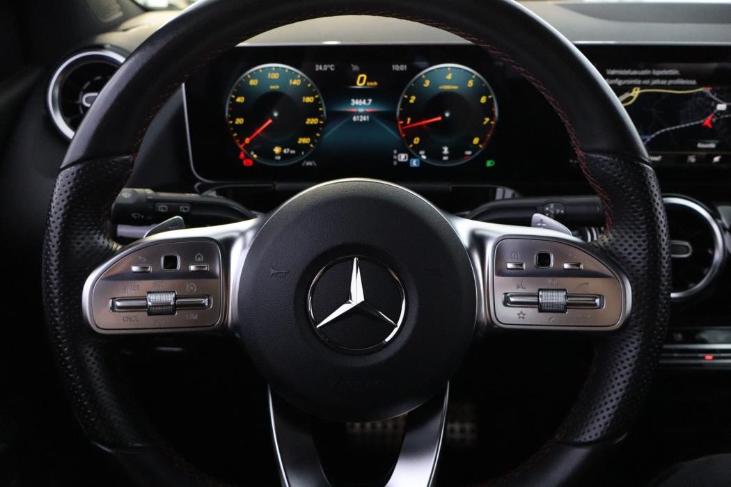 MERCEDES-BENZ B 2019