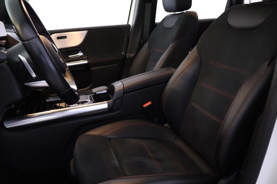 MERCEDES-BENZ B 2019