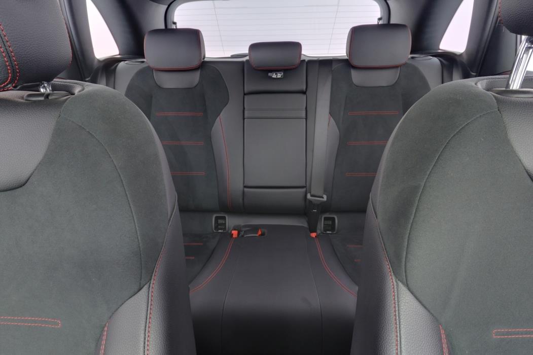 MERCEDES-BENZ B 2019