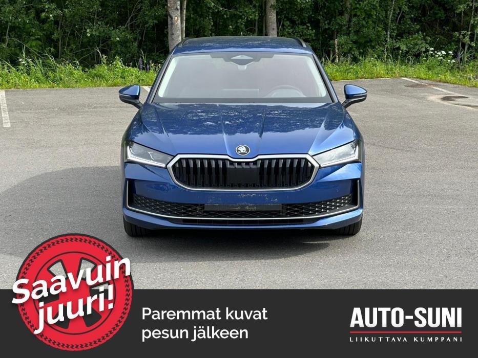 SKODA Superb 2025