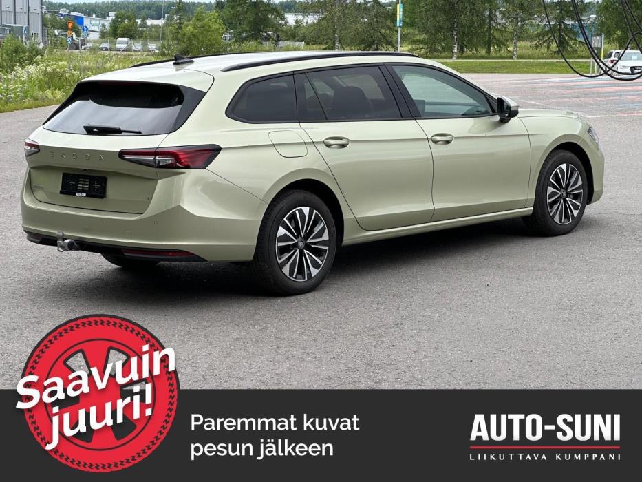 SKODA Superb 2025