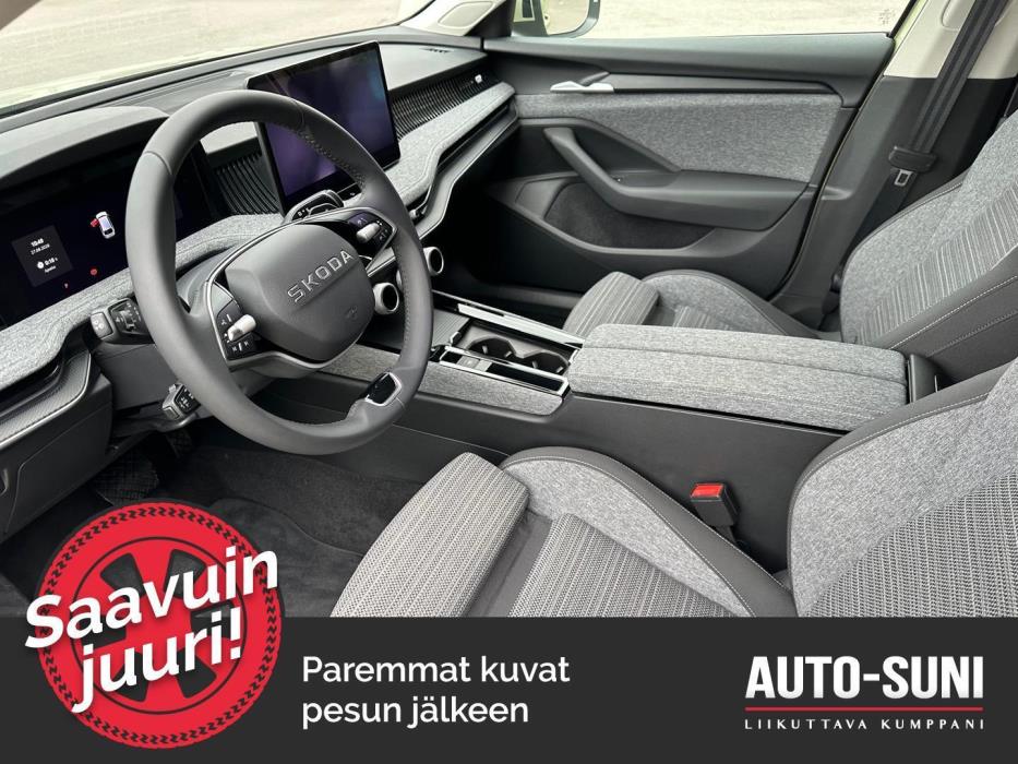 SKODA Superb 2025