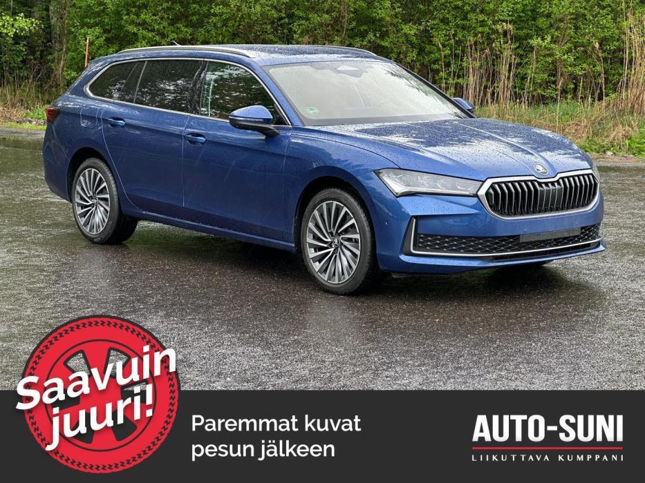 SKODA Superb 2025