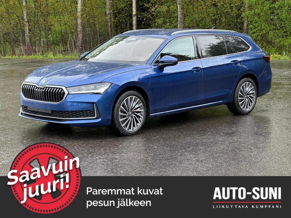 SKODA Superb 2025