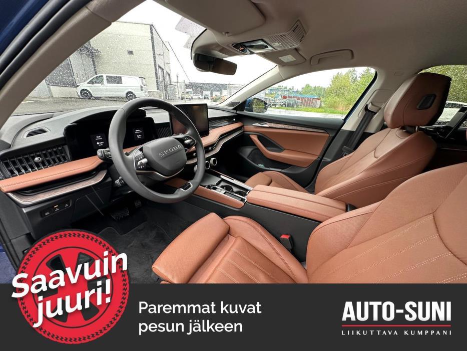 SKODA Superb 2025