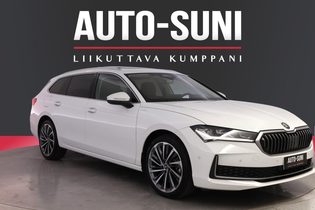 SKODA Superb 2025