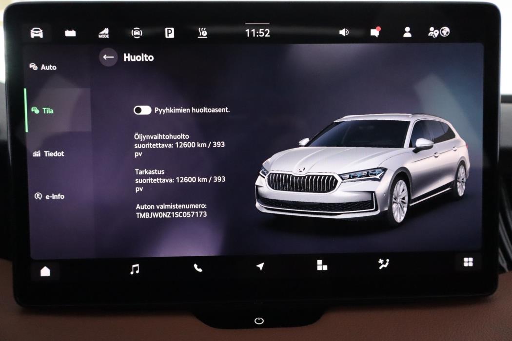 SKODA Superb 2025