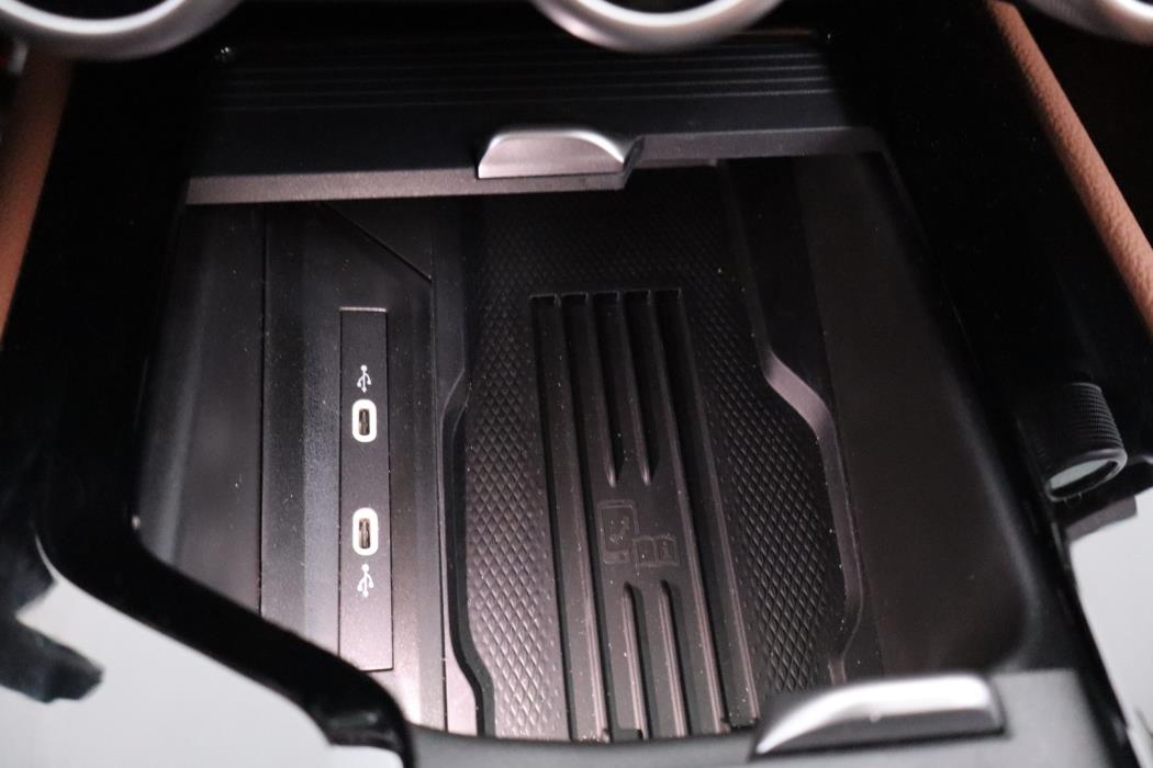 SKODA Superb 2025