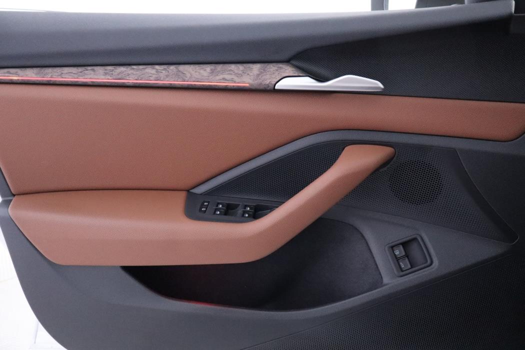 SKODA Superb 2025