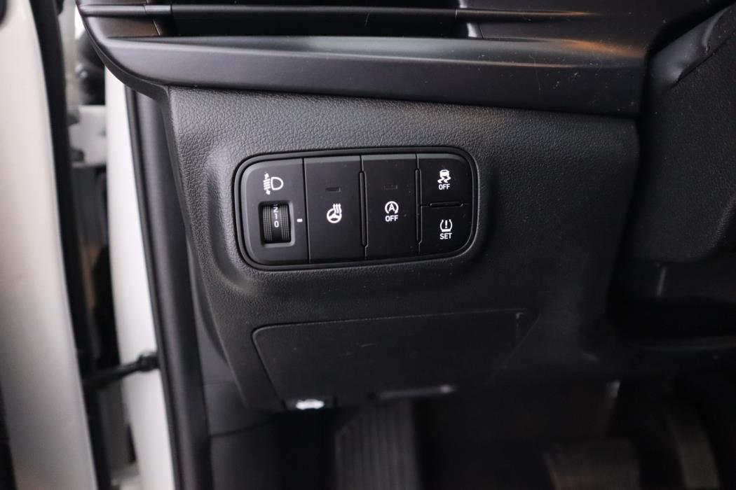 HYUNDAI i20 Hatchback 2023