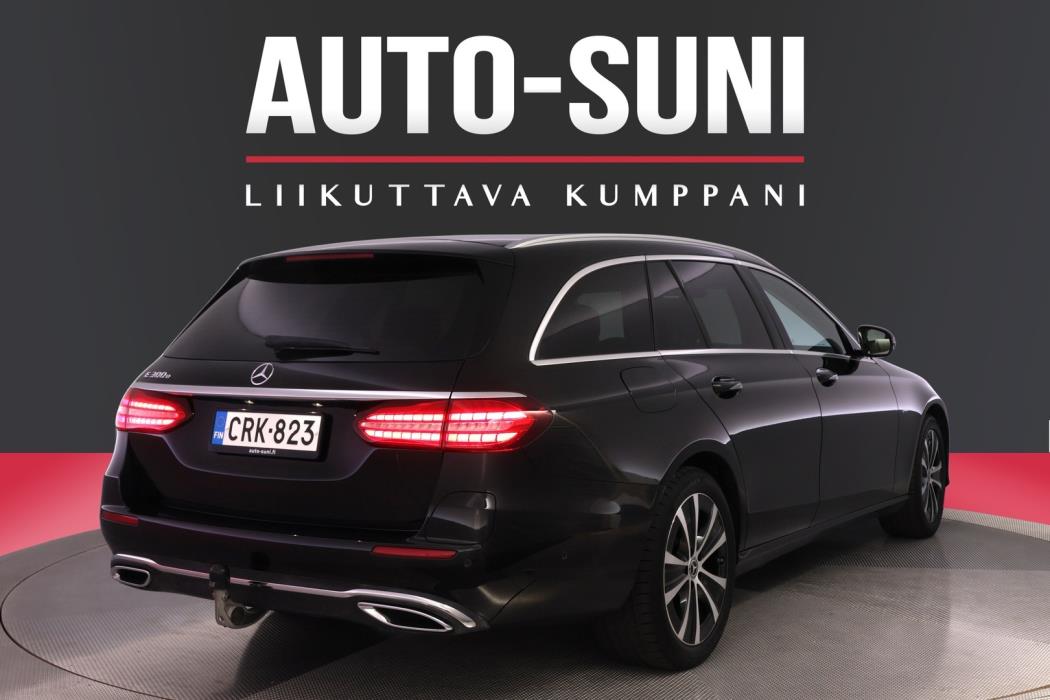 MERCEDES-BENZ E 2020