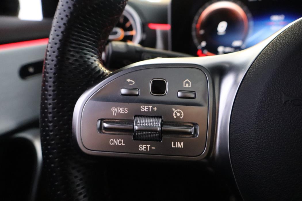 MERCEDES-BENZ CLA 2020