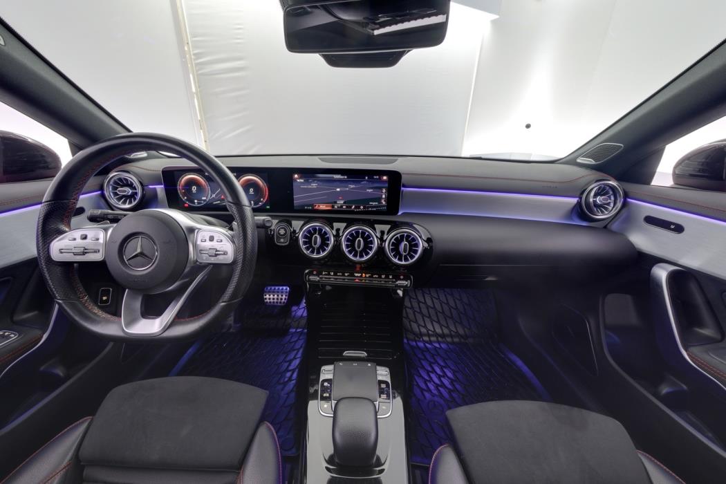 MERCEDES-BENZ CLA 2020
