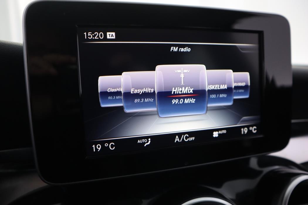 MERCEDES-BENZ C 2015