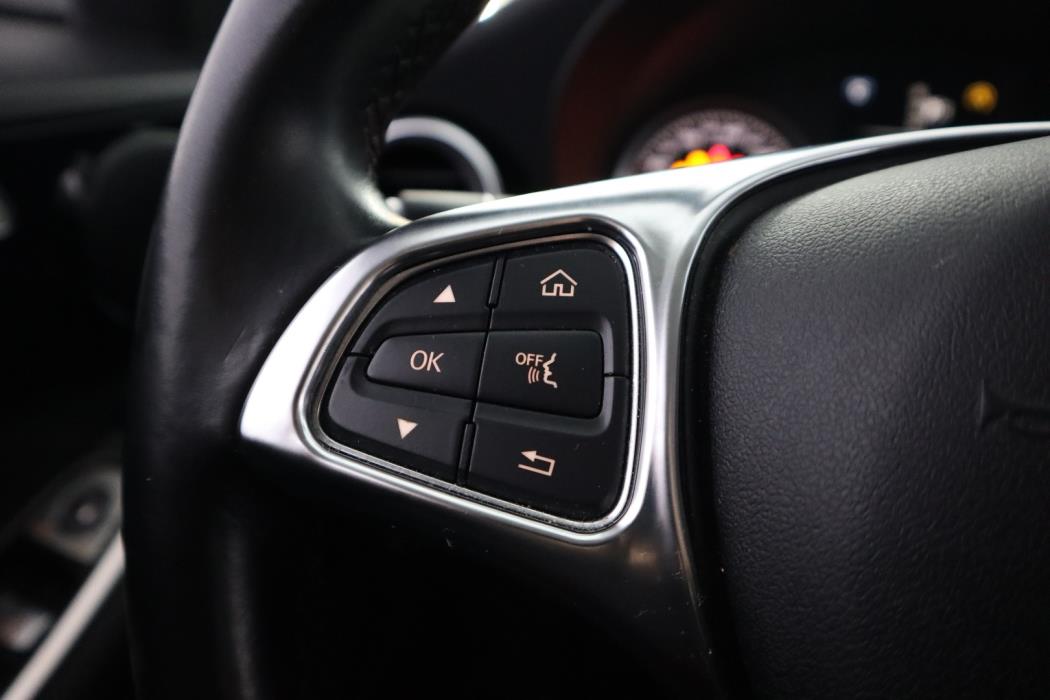 MERCEDES-BENZ C 2015