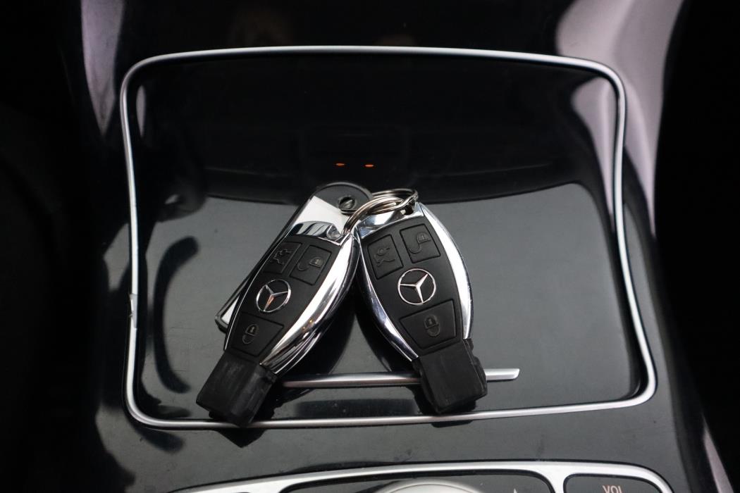 MERCEDES-BENZ C 2015