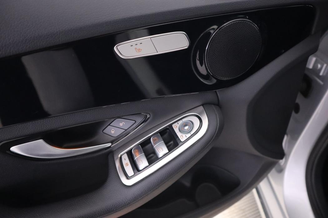 MERCEDES-BENZ C 2015