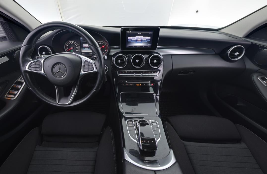 MERCEDES-BENZ C 2015