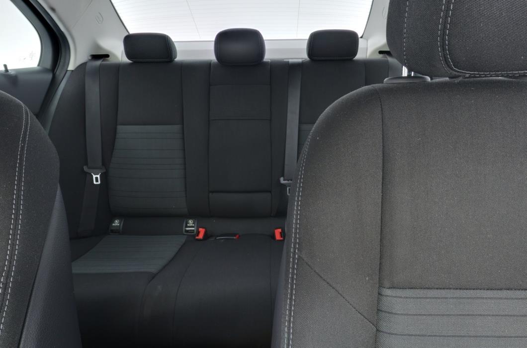 MERCEDES-BENZ C 2015