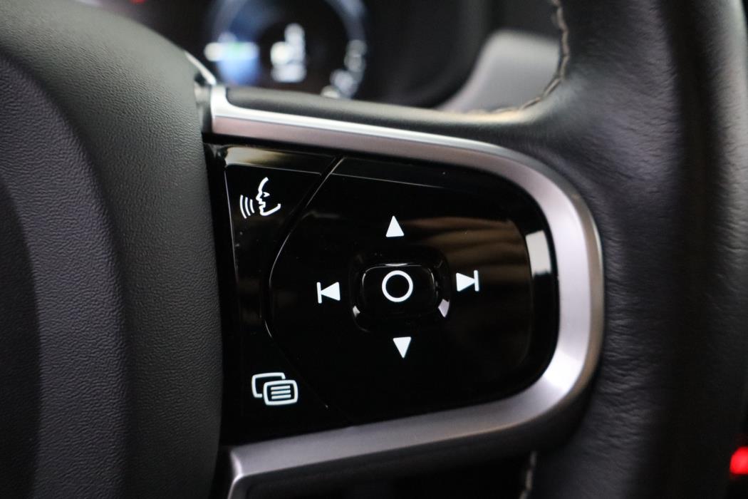 VOLVO V90 2020
